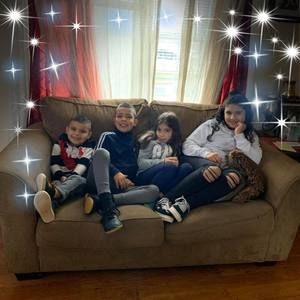 Meet your Posher, Miriam